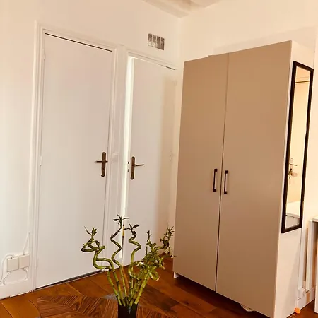 Charme Du Marais Parigi